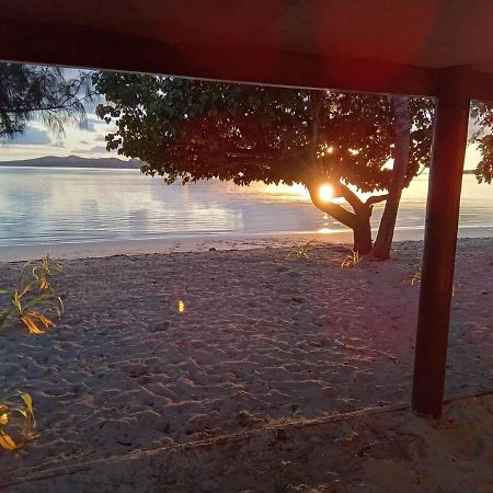 Yasawa Homestays Naisisili Extérieur photo