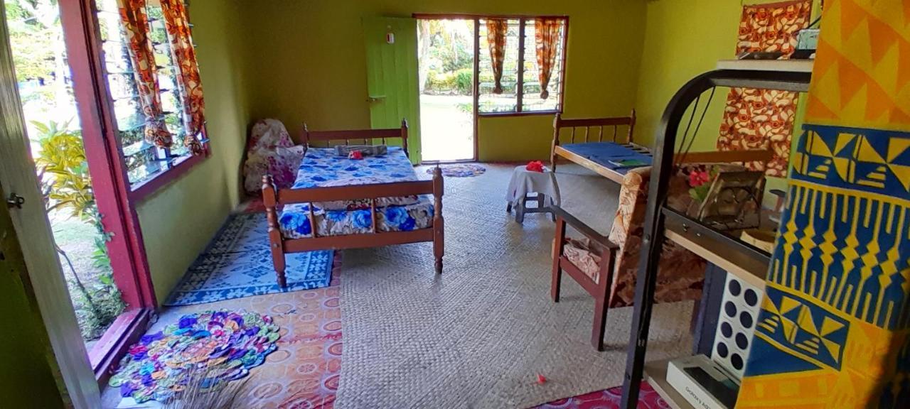 Yasawa Homestays Naisisili Extérieur photo