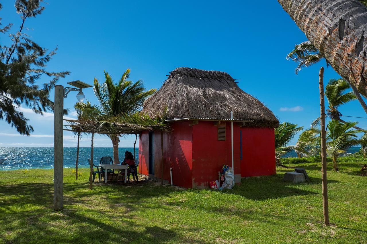 Yasawa Homestays Naisisili Extérieur photo