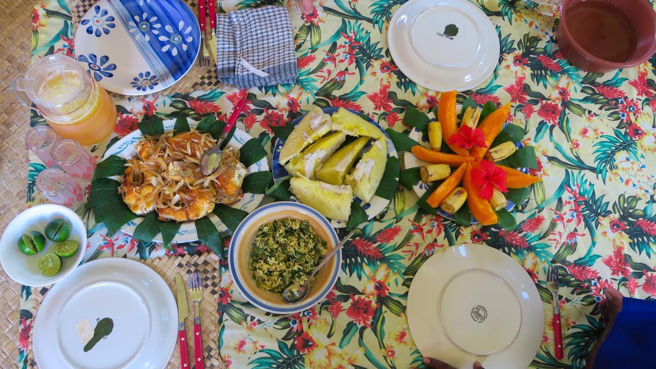 Yasawa Homestays Naisisili Extérieur photo