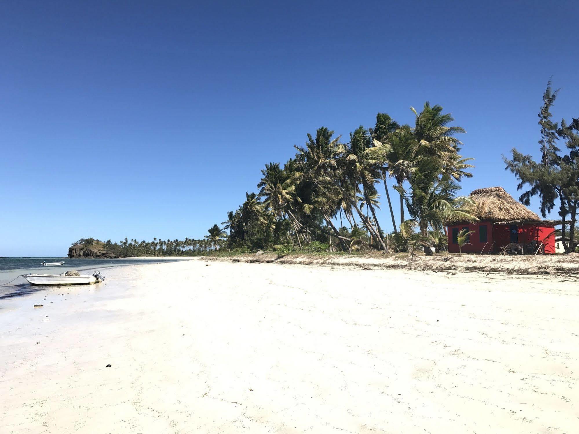 Yasawa Homestays Naisisili Extérieur photo